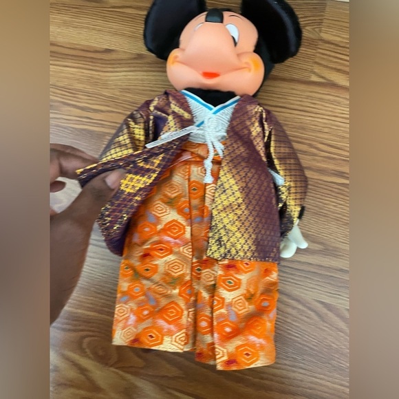 Vintage Mickey Mouse Wearing Kimono Japan Expo - Picture 6 of 12